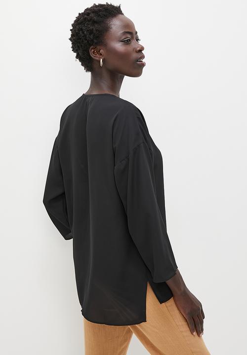 edit - V-neck hi low hem shell - black