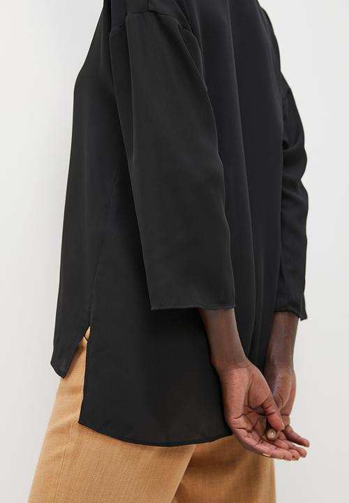 edit - V-neck hi low hem shell - black