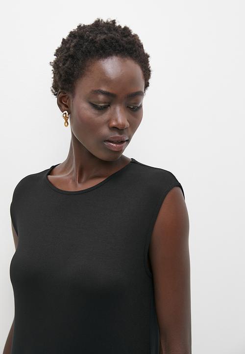 edit - Slit detail a-line knit maxi - black