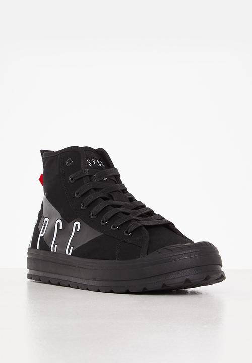 S.P.C.C - Surge Hi Sneakers - Black