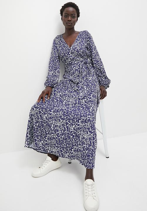 edit - V-neck belted maxi - ink micro dragonfly