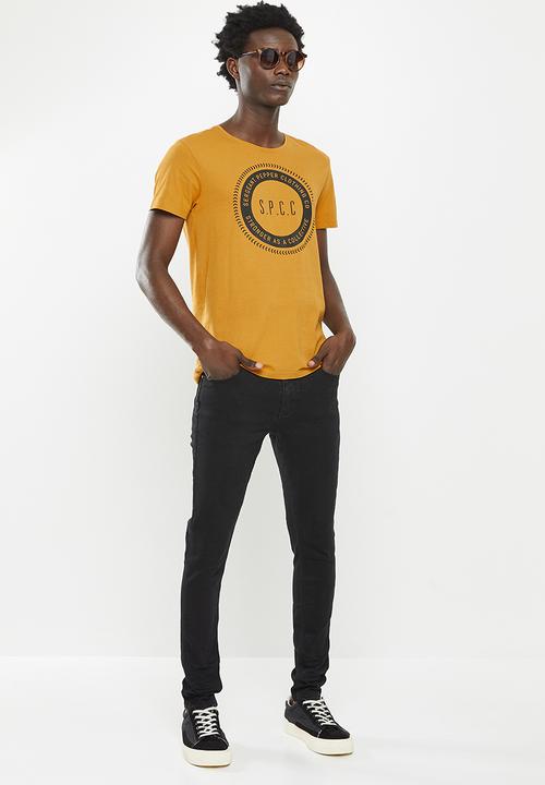S.P.C.C - Appling tee - dark yellow