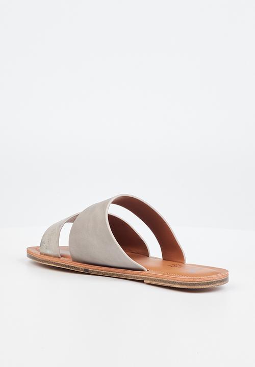 Butterfly Feet - Bonzai 2 sandal - grey