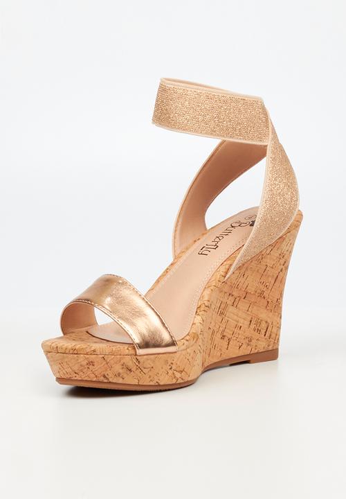 Butterfly Feet - Debra 2 wedge heel - rose gold