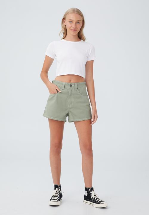 Cotton On - High mom denim short -soft green finished
