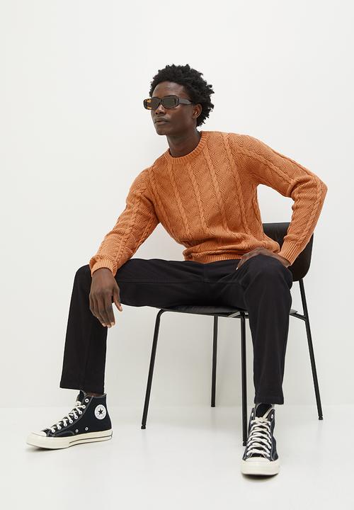 Superbalist - Regular fit cable knit - brown