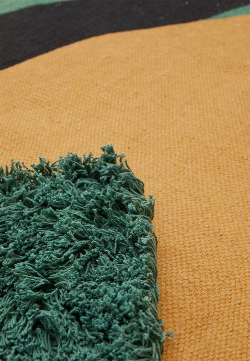 Superbalist - Lulama Wolf tufted rug - Injongo I