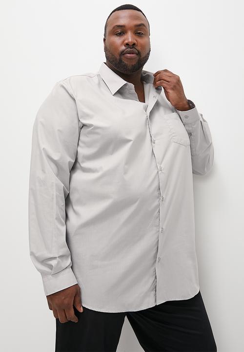 Superbalist - Plus easy care regular fit shirt - light grey
