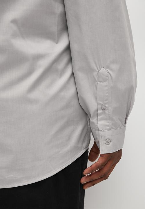 Superbalist - Plus easy care regular fit shirt - light grey