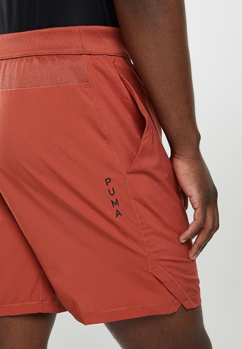 PUMA - Studio Woven 7" Training Shorts - chilli oil