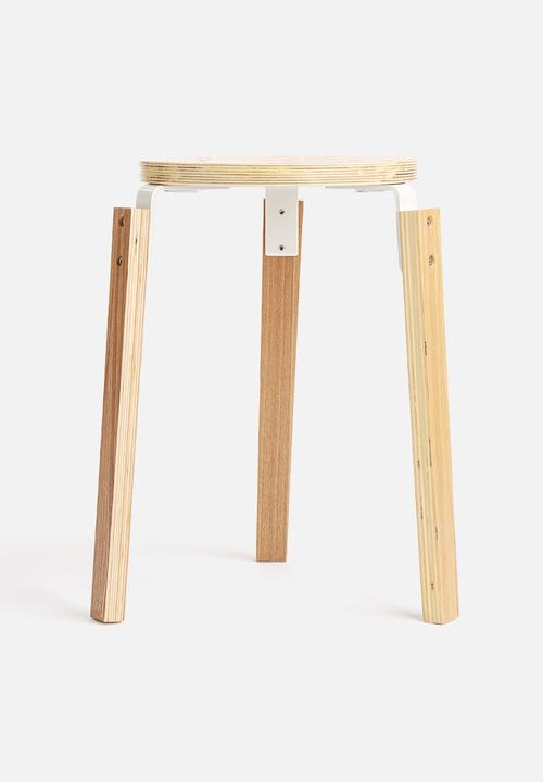Nomad Home - Verbia Stool