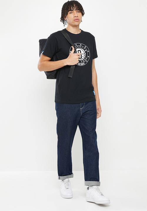 NBA - Brooklyn Nets core badge print tee - black