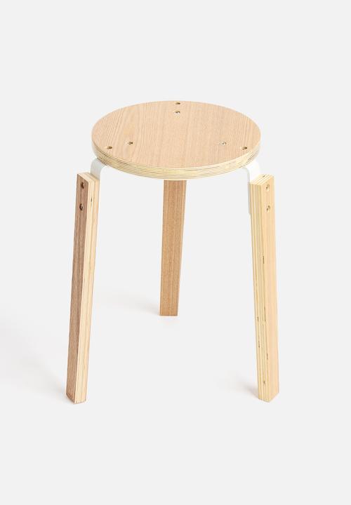Nomad Home - Verbia Stool