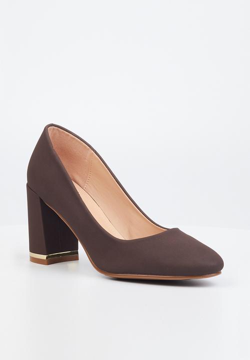 Butterfly Feet - Kiara 1 court block heel - chocolate