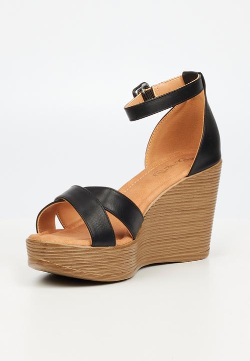 Butterfly Feet - Larah 1 wedge heel - black