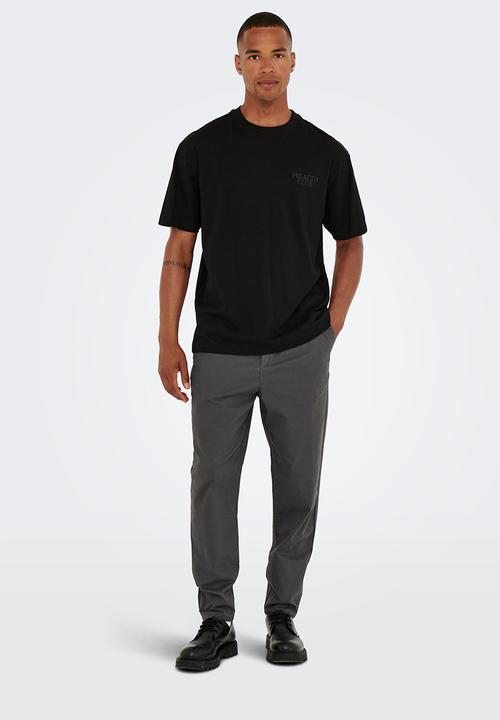 Only & Sons - Onsfred rlx fb club print short sleeve tee - black