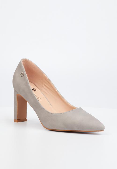 Butterfly Feet - Lena 1 barely there court block heel - grey