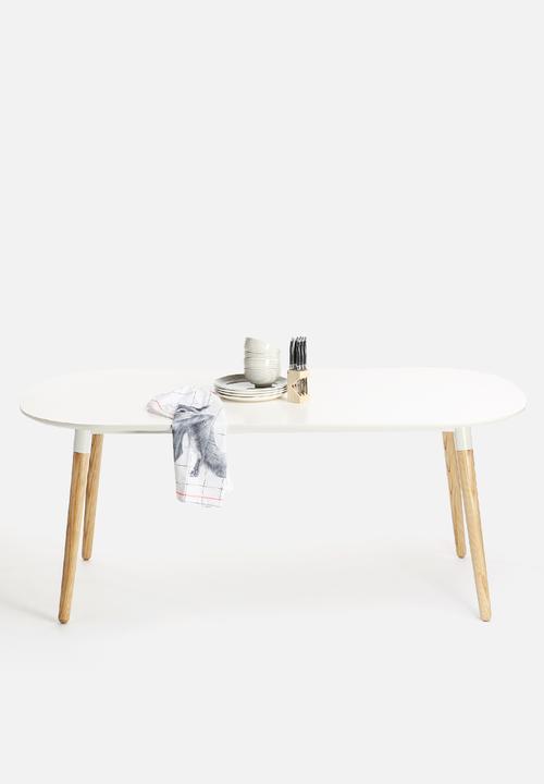 Nomad Home - Oslo Dining Table