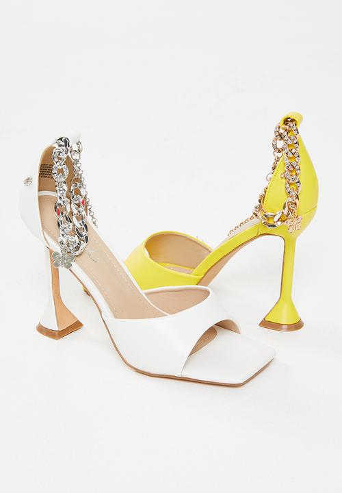 Miss Black - Pandora1 chain tie heel - yellow