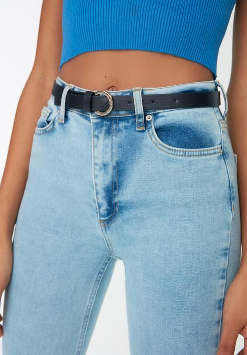 Trendyol - Round buckle detail belt - black/cream