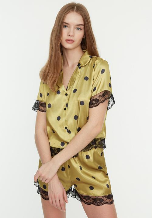 Trendyol - Polka dot patterned  pajamas set  - gold