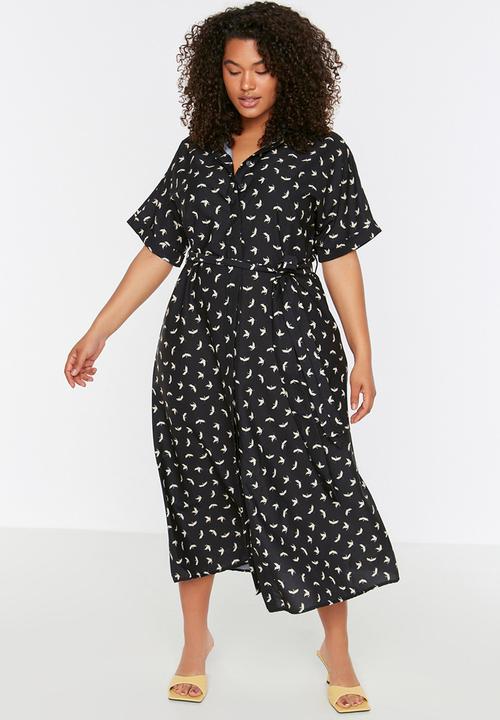 Trendyol - Plus patterned belted slit detailed woven dress - black
