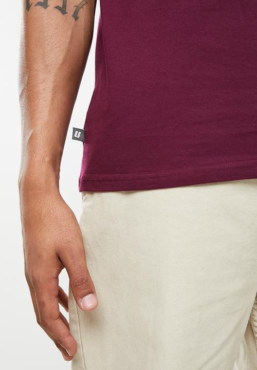 urban° - Urban embossed logo design tee - maroon