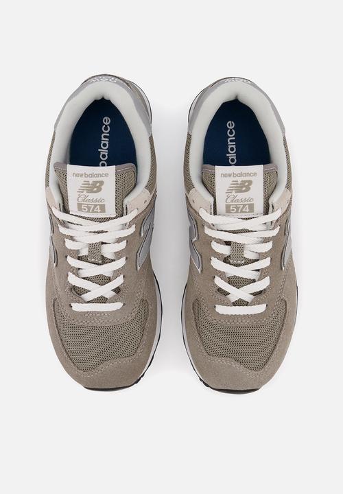 New Balance  - 574 v3 - evergreen pack - grey