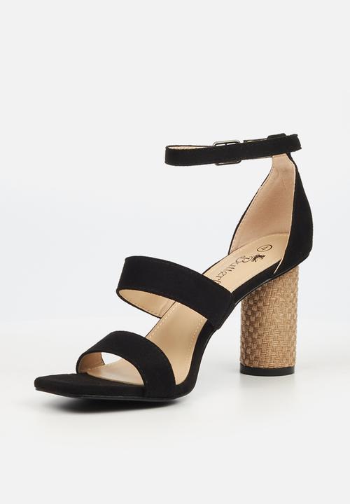 Butterfly Feet - Grace 1 ankle tie block heel - black