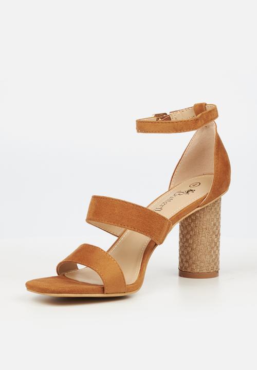 Butterfly Feet - Grace 1 ankle tie block heel - camel