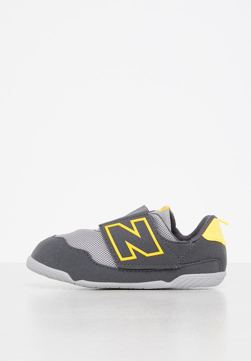 New Balance  - New b - grey & yellow 