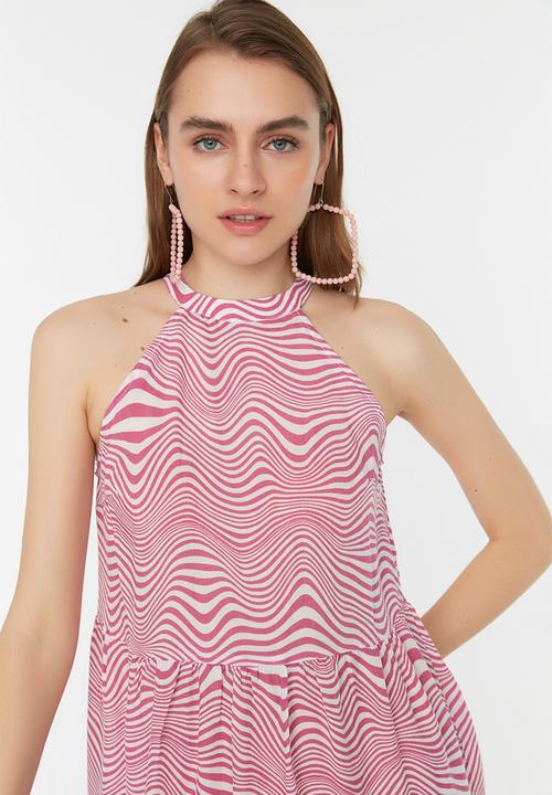 Trendyol - Halter patterned dress - pink