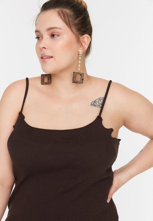 Trendyol - Plus strappy knit dress - brown