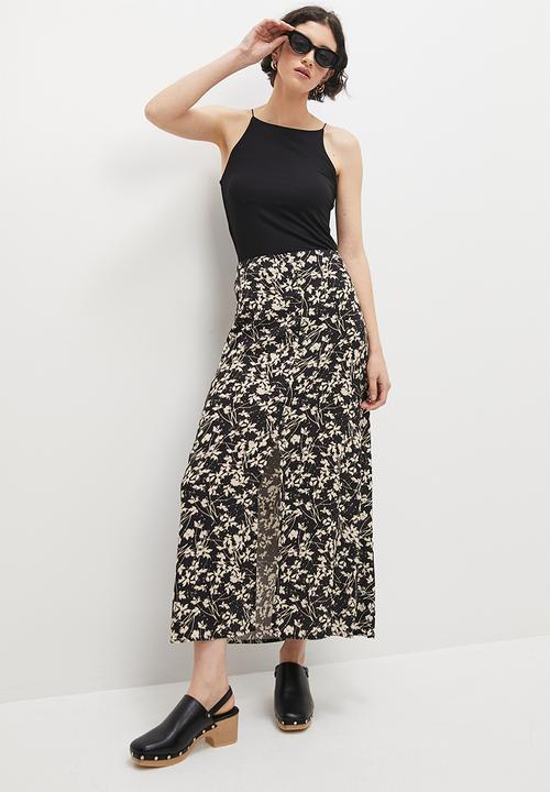 Superbalist - Button down midi - black based spring ditsy