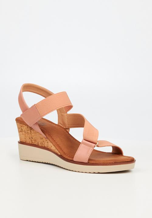 Butterfly Feet - Bellaire 3 wedge heel - pink