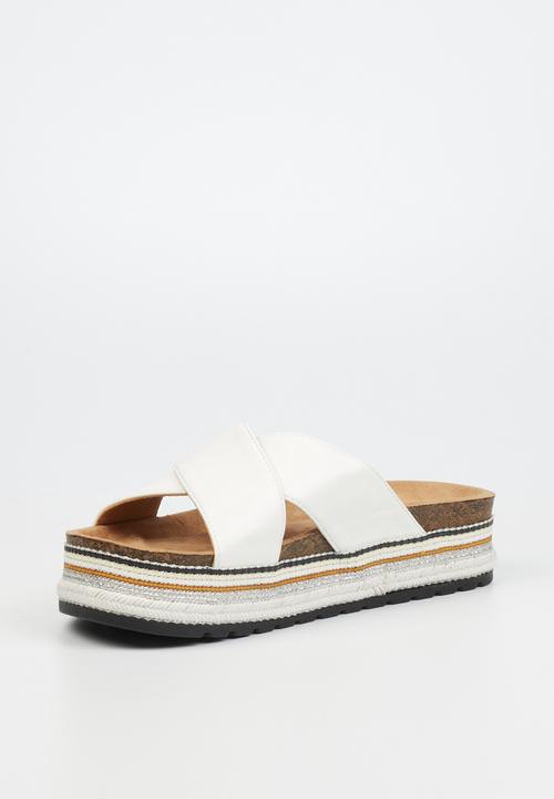 Miss Black - Prima3 flatform espadrille slide - white