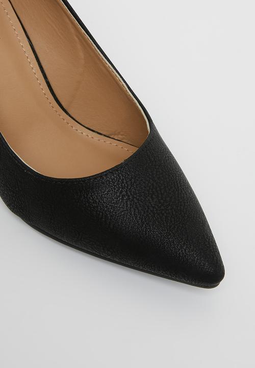Madison® - Betsie stiletto court heel - black