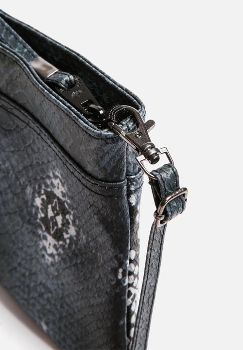 adidas Originals - LA Clutch