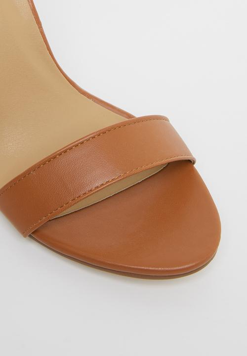 Madison® - Angelique buckle tie block heel - tan