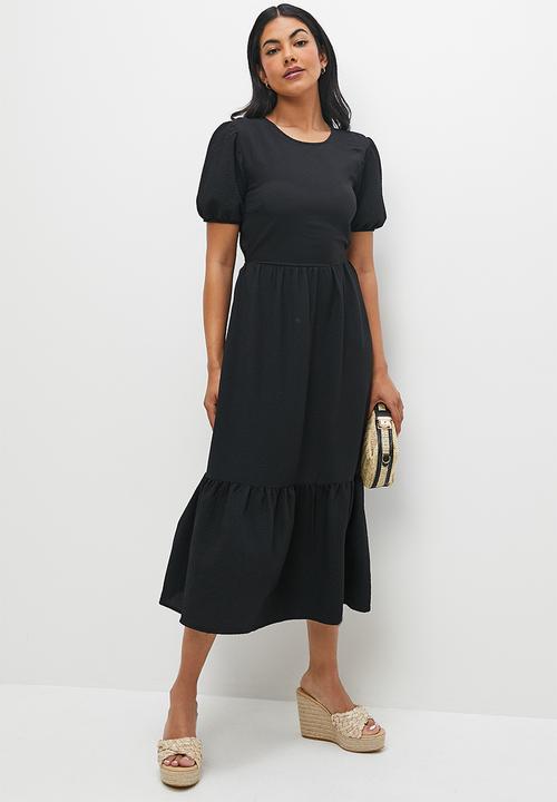 MILLA - Tiered open back midi dress - black