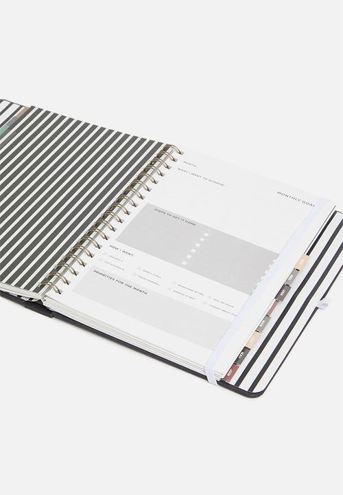 Typo - Mid year planner 2022 23 - black & white