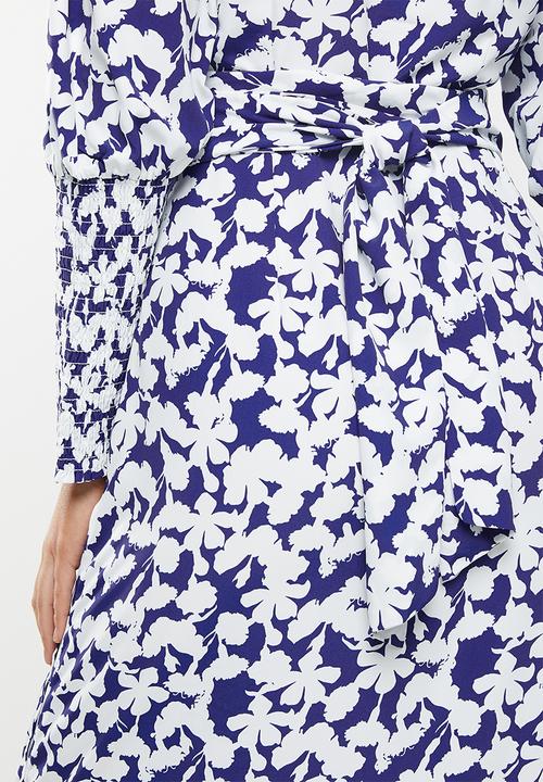 Glamorous - Block floral v-neck printed dress - blue 