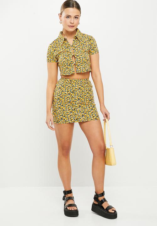Glamorous - Mini sunflower print skirt co-ord - multi