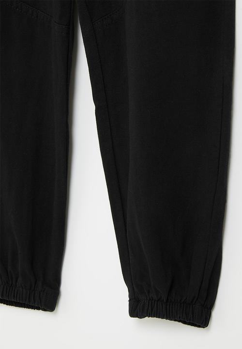 Rebel Republic - Girls cargo pants with belt - black