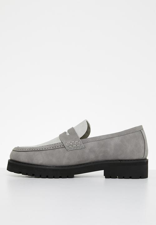 Jonathan D - J penny moccasin nubuck - grey