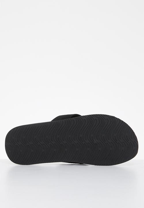 Jonathan D - J ace - black