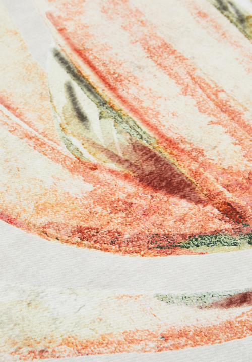Hertex Fabrics - Honeyflower round rug - multi