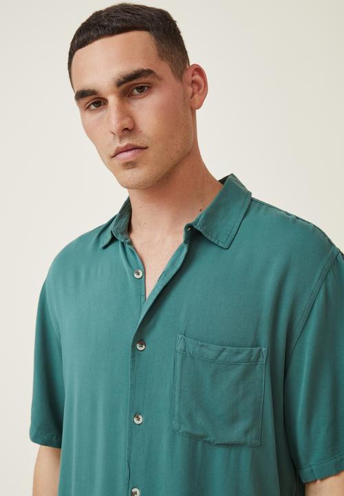 Cotton On - Cuban short sleeve shirt - forest