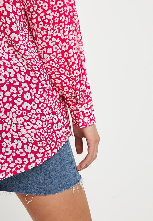 Glamorous - Leopard print longer length chiffon shirt - pink