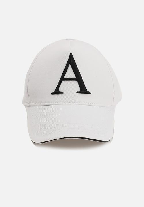 Trendyol - A peak cap - white